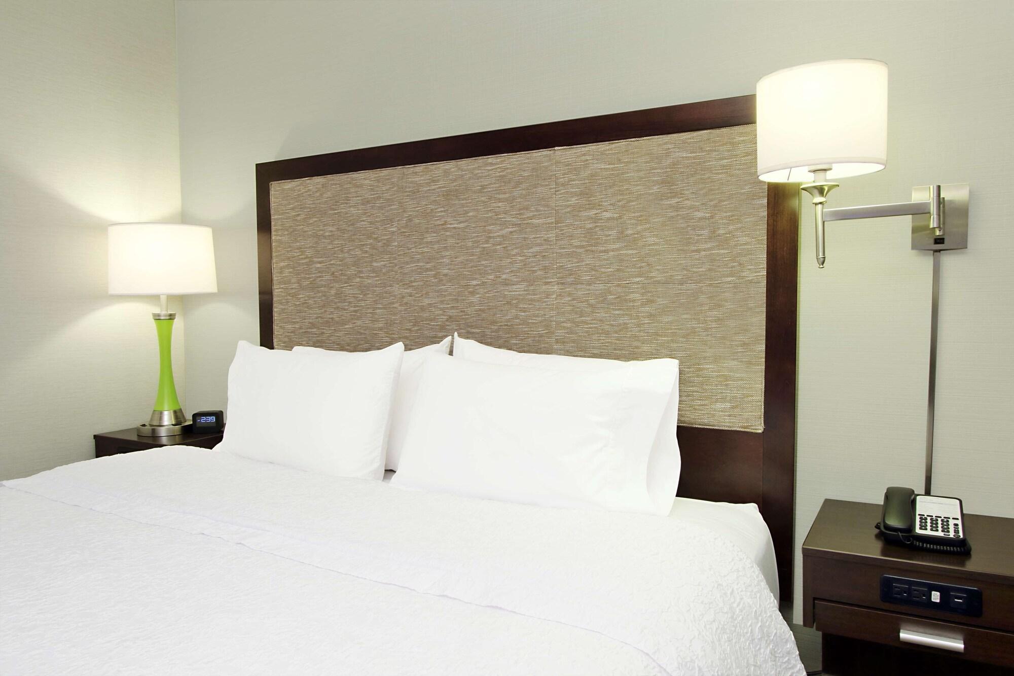 Hampton Inn & Suites Columbus Хиллиард Экстерьер фото